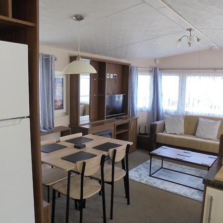 Kingfisher : Seabreeze:- 6 Berth, Enclosed Veranda, Close To Site Shop Ingoldmells Exterior photo